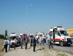 Konya'da Trafik Kazası: 5'i Asker 6 Kişi Yaralandı!