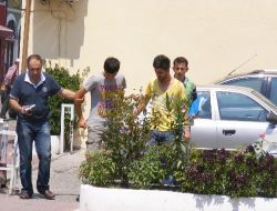 Marketi 'tırnakçılık'la Dolandıranlar Güvenlik Kameralarına Takıldı