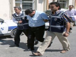 İş Bulma Vaadiyle Dolandıran Şahıs Yakalandı
