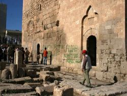 Nusaybin Kent Konseyi Mor Yakup Kilisesi'ne Yapılan Saldırıyı Kınadı