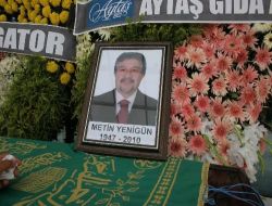 Balıkesir'de Yanan Araçta Hayatını Kaybeden Yenigün Topraga Verildi