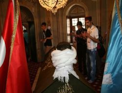 Avrupa'dan Gelen Türk Gençleri, Şeyh Edebali'nin Nasihatlerini Rehber Edinecek!.