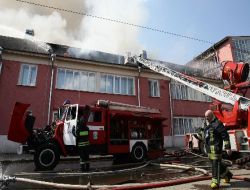 Moskova'da Yangın: 2 İtfaiyeci Öldü!