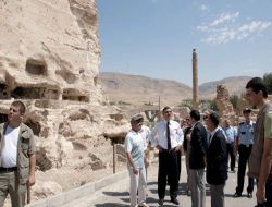 Hasankeyf'te İşletmeler Mağaraları Boşaltacak