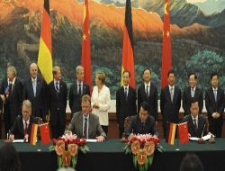 Almanya ve Çin, 4,5 Milyar Dolarlık Anlaşmalara İmza Attı!