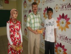 Zonguldak Anafen, 500 Tam Puan Alan 2 Öğrencisini Ödüllendirdi