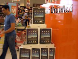 Ipad'ler Türkiye'de Satışa Sunuluyor!!