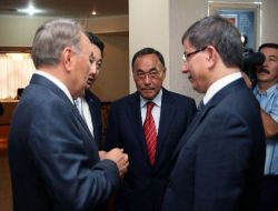 Davutoğlu Nazarbayev İle Görüştü!