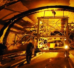 İzmir'de Metro İnşaatında Patlama