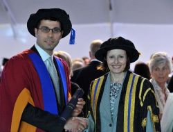 İngiliz Üniversitesi Gülen'e Fahri Doktora Unvanı Verdi