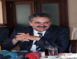 AK Parti, Meydanlarda Anayasa Paketinin Muhtevasını Anlatacak!