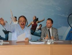 Bakan Özak Krize El Attı; Balaban Görevinden Ayrıldı!