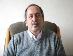 Halk Ozanı Kendileriyle İlgilenmeyen Devlet Yetkililerine Sitemde Bulundu