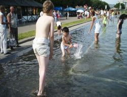 Rusya'da Yüz Yılın En Sıcak Yazı Yaşanıyor; Sıcaklar Artmaya Devam Edecek!.