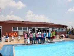 Kocaeli'de Büyükşehir Havuzlarında Ayda 25 Bin Kişi Serinliyor