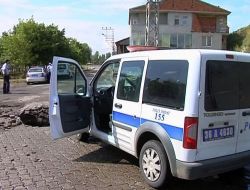 Polis Otosu Çukura Düştü!.