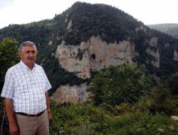 Kaya Üzerindeki Doğal 'türkiye Haritası' İlgi Bekliyor