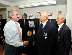 Kıbrıs Ve Kore Gazileri Vali Karaloğlu'nu Ziyaret Etti