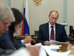 Bürokrat Kadrosunda Yüzde 20'lik İndirim Putin'in Masasında..