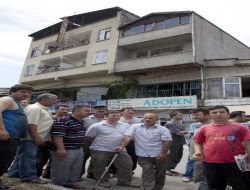 Evin Çatısına Kurulan Baz İstasyonu Mahalle Halkını Ayağa Kaldırdı