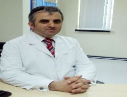 "sıcaklara Dikkat, Susama Hissi Olmasa Bile, Günde En Az 2 Buçuk Litre Su Tüketin"