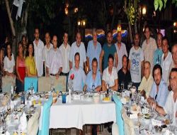 Mustafa Erdoğan, Turizmcilerle Antalya'ya Turist Çekebilmeyi Masaya Yatırdı!