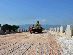 Kocaeli'de Afet Kaçış Yolu'nda Çalışmalar Sürüyor