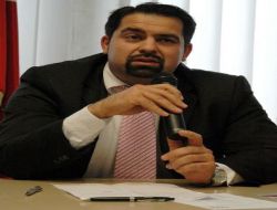 Almanya'da Cezaevlerindeki Gençleri Aşırılıktan İmamlar Vazgeçiriyor..