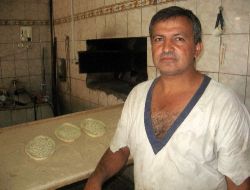70 Derece Sıcaklıkta Ekmek Mücadelesi Veriyorlar