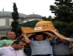 Maganda Kurbanı Kız Çocuğu Gözyaşlarıyla Uğurlandı!!