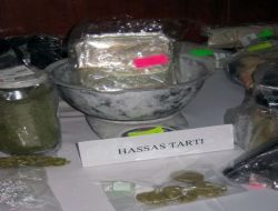 Kozluk'ta Esrar Operasyonu: 4 Kişi Gözaltına Alındı!