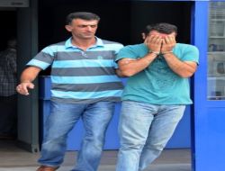 Büfe Soyguncuları Güvenlik Kamerasından Tespit Edildi