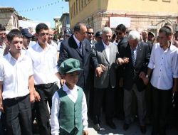 Bakan Yıldırım, Refahiye 13. Kültür Ve Bal Festivali'ne Katıldı
