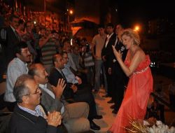 Gümüşhaneliler, Muazzez Ersoy Ve Doğuş Konseri İle Eğlendi