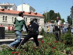 İntiharı, Polisin Çevikliği Önledi