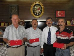 Zile Belediyesi, Emekli Olan Personelini Plaketle Uğurladı