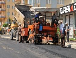 Karaman Mahallesi'nde Asfalt Çalışmalarına Başlandı