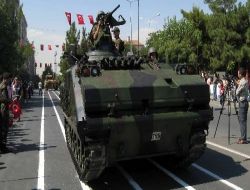 Zafer Bayramı Diyarbakır'da Coşkuyla Kutlandı