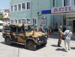 Hatay'da Askeri Araç Devrildi: 8 Yaralı (2)