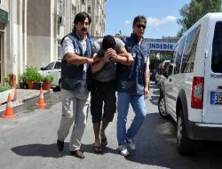 Adliyede Serbest Bırakıldı, Evinden Çalıntı Mallar Çıkınca Yeniden Gözaltına Alındı