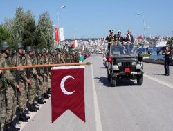 Samsun Valisi Güzeloğlu: Milletimiz, Bağımsızlığını Birlik Ve Beraberlik Anlayışıyla Koruyacak