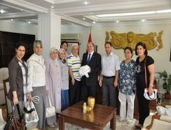 Afyonkarahisarlı Kadınlar, Iğdır'da 200 Çocuğa Giyim Yardımı Yaptı