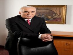 Halkbank Kredilerini 6 Ayda Yüzde 18 Artırıp, Hedef Büyüttü