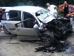 Rize'de Trafik Kazası: 2 Ölü, 4 Yaralı