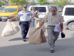 Afyonkarahisar'da 3 Kişinin Öldüğü Cinayetle İlgili Gözaltına Alınan 6 Sanık Adliyeye Çıkarıldı