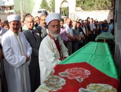 Sivas'ta 3 Kişinin Ölümüyle Sonuçlanan Kazada Hayatını Kaybedenler Toprağa Verildi.