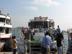 Boğaziçi Köprüsü'nden Atlayan Genç, Tur Teknesi Tarafından Kurtarıldı!