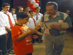 Kayseri'de Konservatuar Öğrencileri Sertifikalarını Aldı