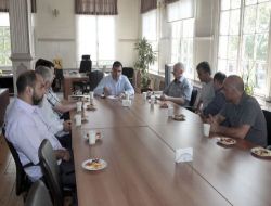 Esnaf, Esnafı Başkana Şikayet Etti