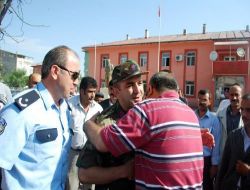 Patnoslular, Kaymakamını Davul Zurnayla Uğurladı